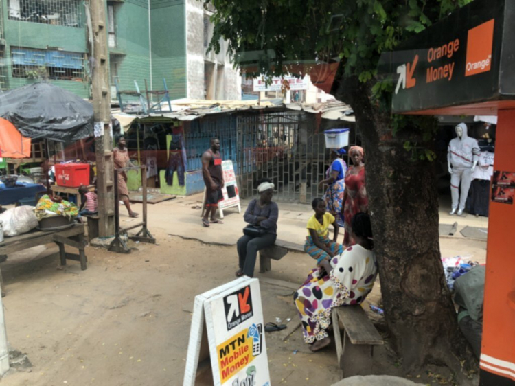 Em đang ở Tây Phi - Bờ Biển Ngà Em đang ở Tây Phi - Bờ Biển Ngà