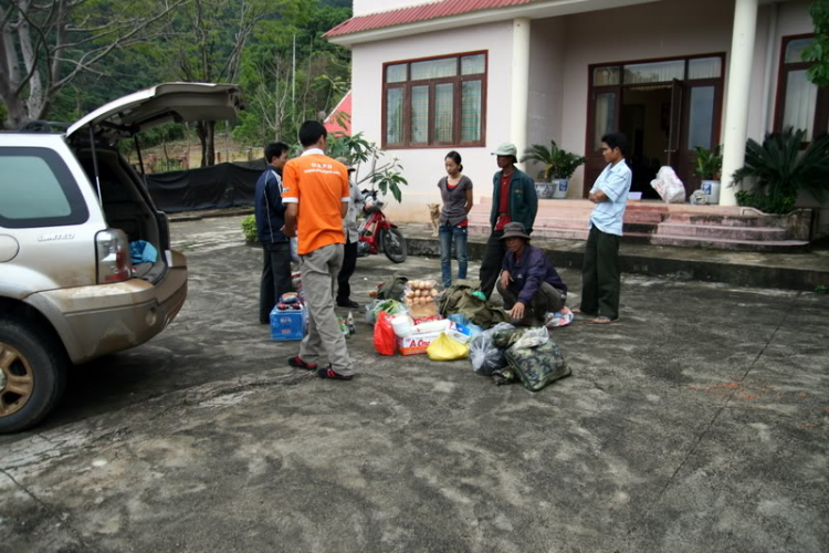 CHƯ YANG SIN, MỘT CHUYẾN HÀNH XÁC THÚ VỊ