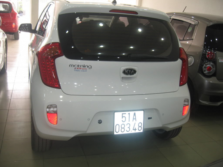 Kia Morning 2012 đầu tiên đăng ký biển 5 số tại SG