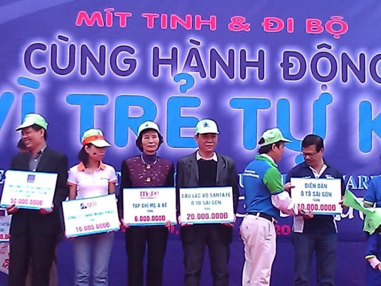 Chương trình "MÍT TINH VÀ ĐI BỘ VÌ TRẺ TỰ KỶ" ngày 2/4/2011.