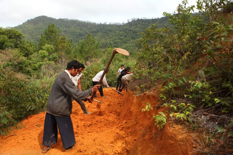 20 giờ cùng nhau trên Đại Lộ thơ Mộng 722 ...!