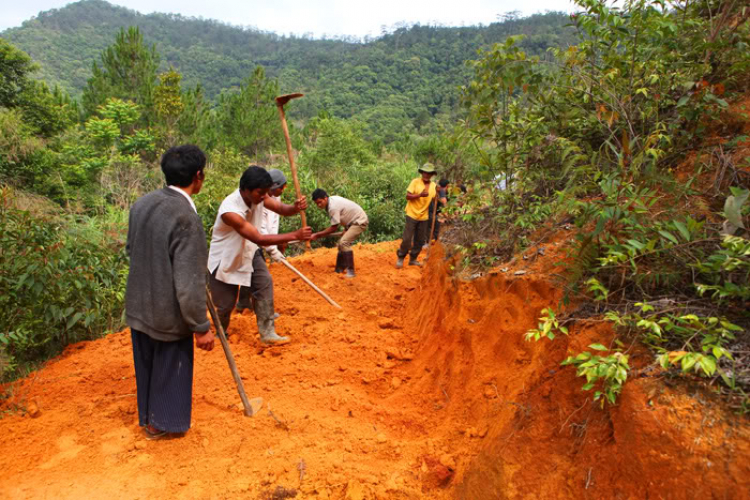 20 giờ cùng nhau trên Đại Lộ thơ Mộng 722 ...!