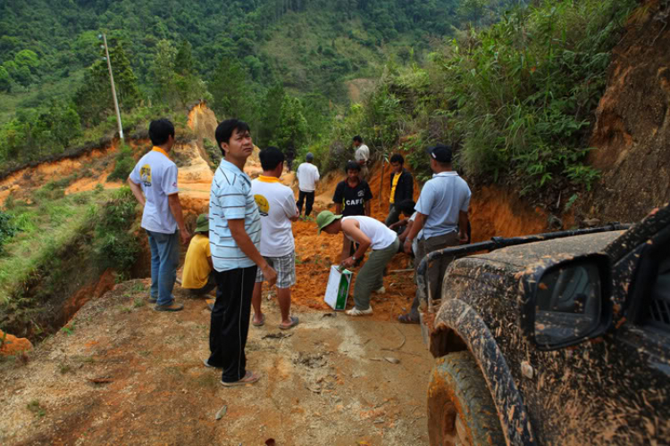 20 giờ cùng nhau trên Đại Lộ thơ Mộng 722 ...!