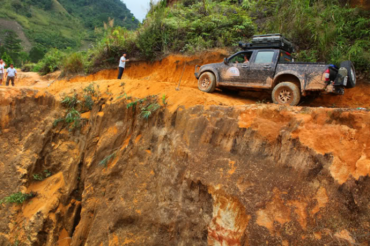 20 giờ cùng nhau trên Đại Lộ thơ Mộng 722 ...!