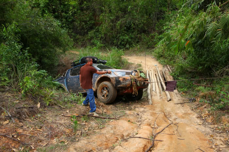 20 giờ cùng nhau trên Đại Lộ thơ Mộng 722 ...!