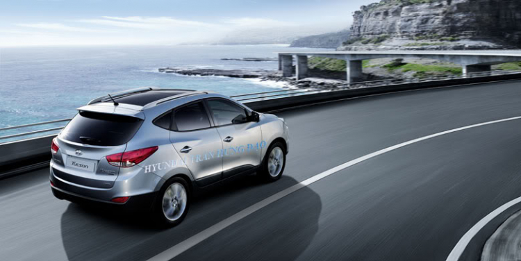 hò zô cùng bàn về HYUNDAI TUCSON các Bác ơi !