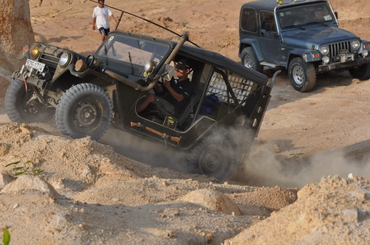 Offroad chào mừng kỷ niệm Jeep 2 năm thành lập