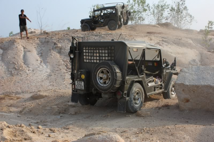 Offroad chào mừng kỷ niệm Jeep 2 năm thành lập Offroad chào mừng kỷ niệm Jeep 2 năm thành lập