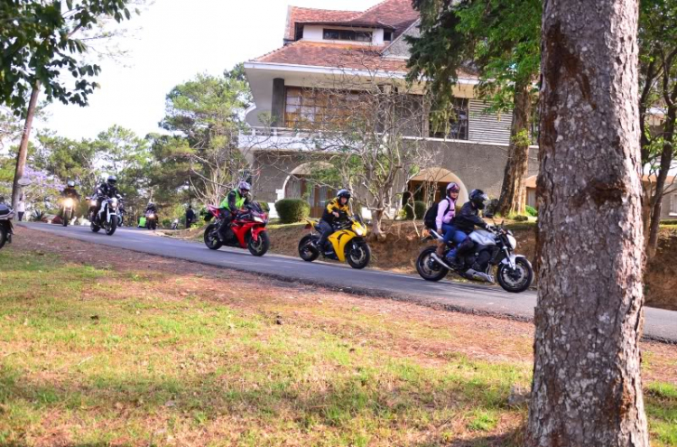 TƯỜNG THUẬT CHUYẾN LẬT BÁNH TRÁNG CỦA ANH EM ACE MTSG NHÂN DỊP LỂ GIỔ TỔ TƯỜNG THUẬT CHUYẾN LẬT BÁNH TRÁNG CỦA ANH EM ACE MTSG NHÂN DỊP LỂ GIỔ TỔ
