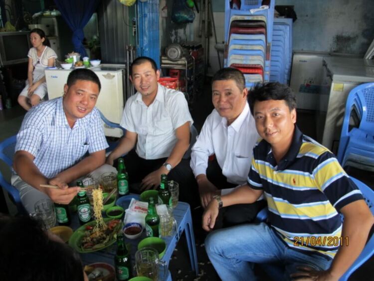 Hội "Thi Ca Bo Ke"