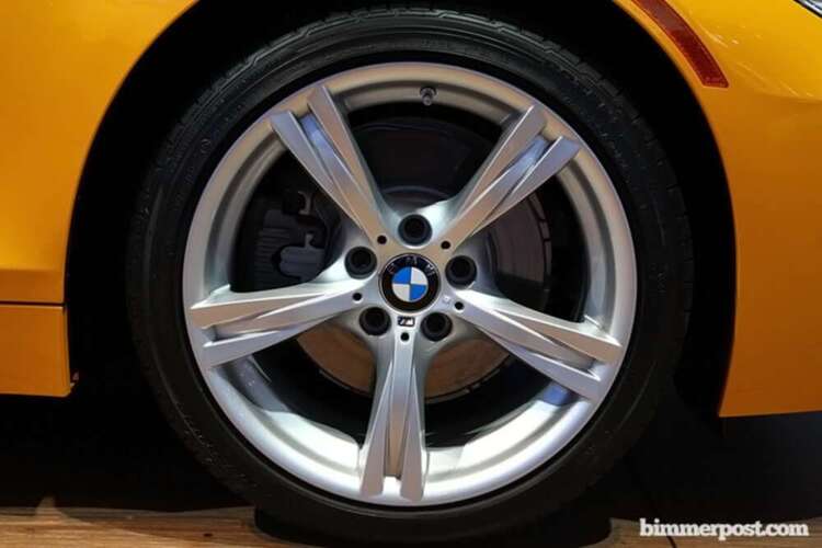 BMW TAI NEWYORK INTERNATIONAL AUTO SHOW 2011
