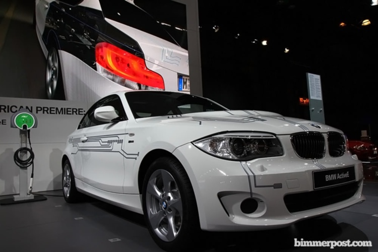 BMW TAI NEWYORK INTERNATIONAL AUTO SHOW 2011