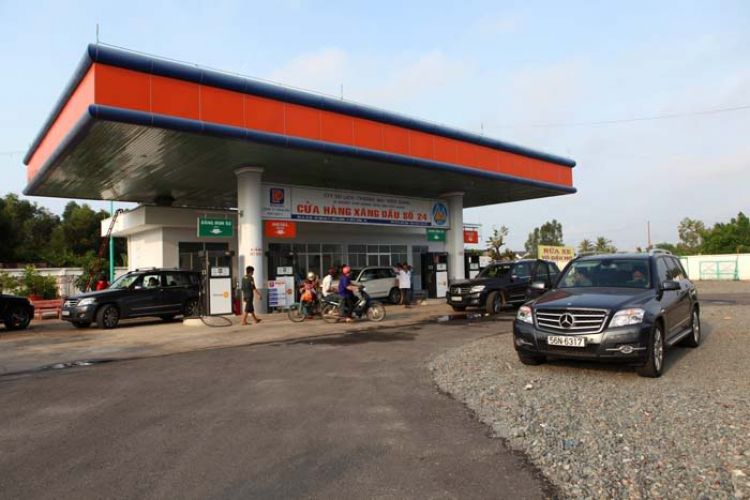 Ảnh ký sự đoàn Mercedes GLK chào đón bình minh trên đảo Phú Quốc Ảnh ký sự đoàn Mercedes GLK chào đón bình minh trên đảo Phú Quốc