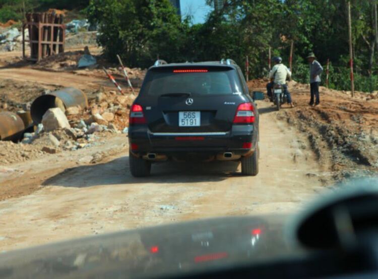 Ảnh ký sự đoàn Mercedes GLK chào đón bình minh trên đảo Phú Quốc