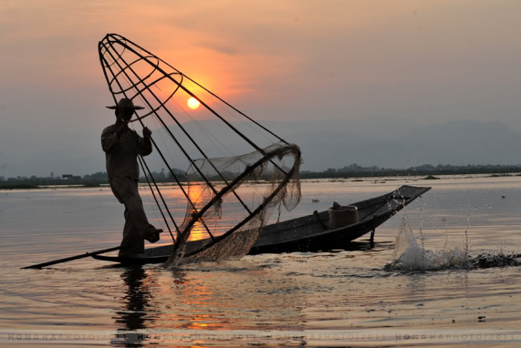 Phong cảnh thiên nhiên, cuộc sống trên hồ Inle - Myanmar