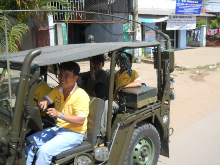 HÌNH ẢNH SAIGONJEEP VÀ SIDECAR OFFROAD TẠI NHƠN TRẠCH 30/04/2011