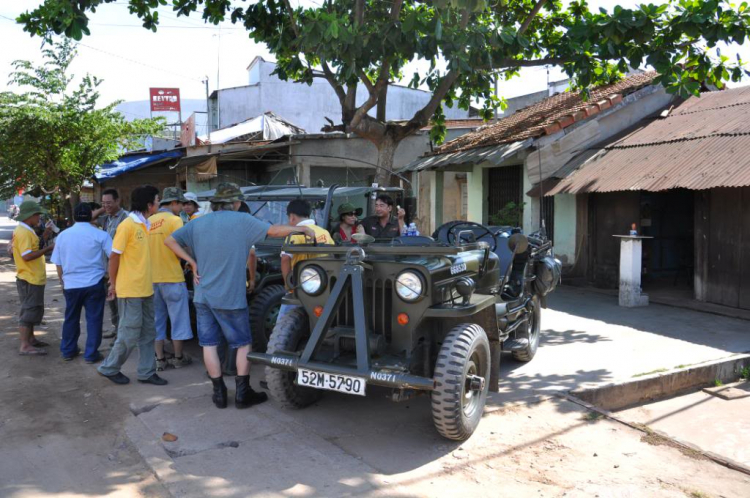 HÌNH ẢNH SAIGONJEEP VÀ SIDECAR OFFROAD TẠI NHƠN TRẠCH 30/04/2011