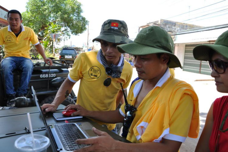 HÌNH ẢNH SAIGONJEEP VÀ SIDECAR OFFROAD TẠI NHƠN TRẠCH 30/04/2011