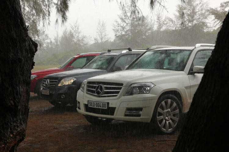 Ảnh ký sự đoàn Mercedes GLK chào đón bình minh trên đảo Phú Quốc