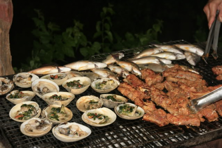 MFC du hí Hà Tiên, Kiên Giang 30/4