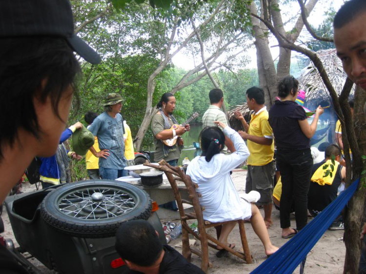 HÌNH ẢNH SAIGONJEEP VÀ SIDECAR OFFROAD TẠI NHƠN TRẠCH 30/04/2011