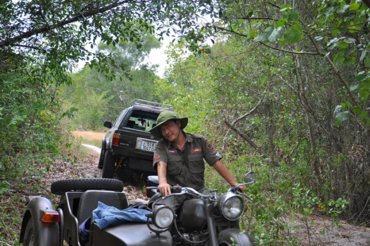 HÌNH ẢNH SAIGONJEEP VÀ SIDECAR OFFROAD TẠI NHƠN TRẠCH 30/04/2011 HÌNH ẢNH SAIGONJEEP VÀ SIDECAR OFFROAD TẠI NHƠN TRẠCH 30/04/2011