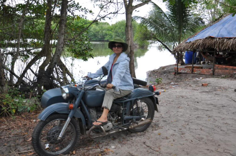 HÌNH ẢNH SAIGONJEEP VÀ SIDECAR OFFROAD TẠI NHƠN TRẠCH 30/04/2011