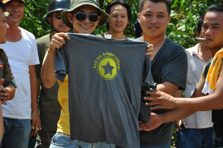 HÌNH ẢNH SAIGONJEEP VÀ SIDECAR OFFROAD TẠI NHƠN TRẠCH 30/04/2011 HÌNH ẢNH SAIGONJEEP VÀ SIDECAR OFFROAD TẠI NHƠN TRẠCH 30/04/2011