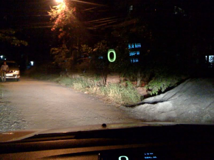 Tạo Head Up Display bằng màn hình phone