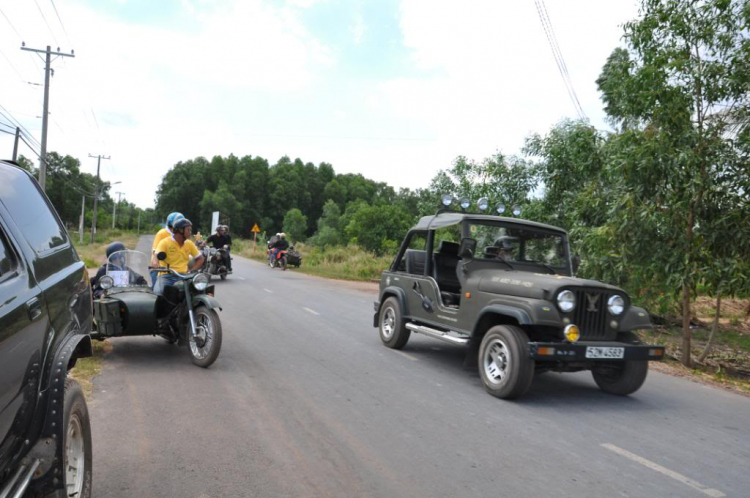 HÌNH ẢNH SAIGONJEEP VÀ SIDECAR OFFROAD TẠI NHƠN TRẠCH 30/04/2011