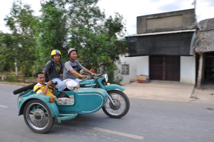 HÌNH ẢNH SAIGONJEEP VÀ SIDECAR OFFROAD TẠI NHƠN TRẠCH 30/04/2011