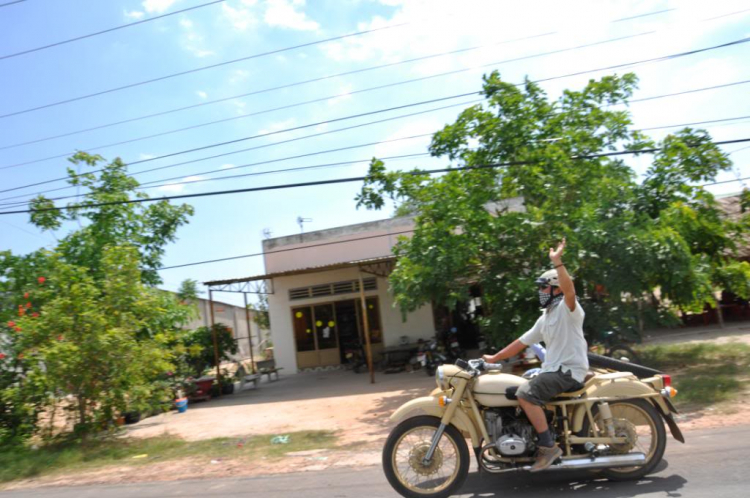 HÌNH ẢNH SAIGONJEEP VÀ SIDECAR OFFROAD TẠI NHƠN TRẠCH 30/04/2011