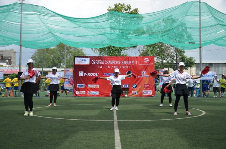 " XNL thành lập hội CĐV và Cheer girl"