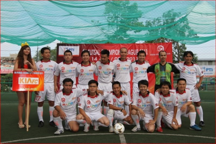 Hình ảnh đội bóng KIAFC tham gia giải OS Football 2011! Hình ảnh đội bóng KIAFC tham gia giải OS Football 2011!