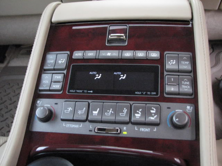 Lexus LS430, LS460/L, LS600h/L - Im Lặng Là Vàng Lexus LS430, LS460/L, LS600h/L - Im Lặng Là Vàng