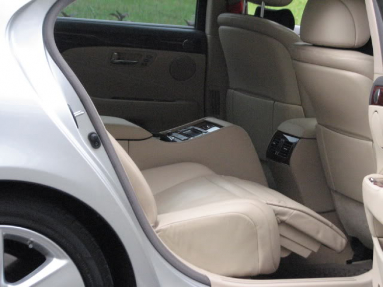 Lexus LS430, LS460/L, LS600h/L - Im Lặng Là Vàng Lexus LS430, LS460/L, LS600h/L - Im Lặng Là Vàng