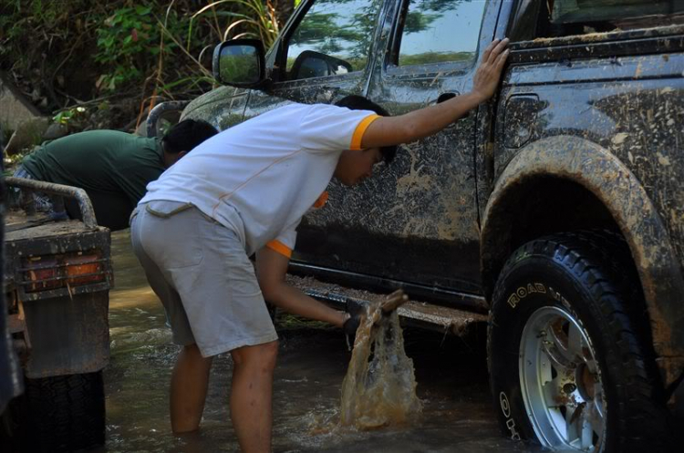 Sắc màu bóng đêm và những con ma rừng !!!