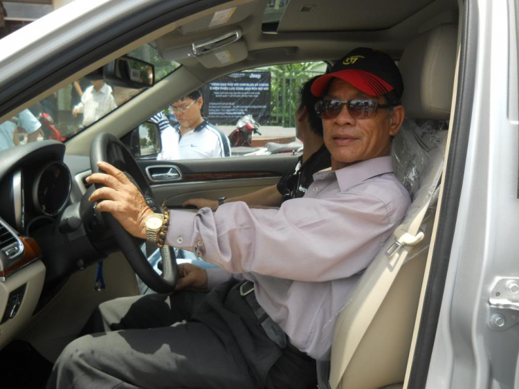 CHƯƠNG TRÌNH CHẠY THỬ XE CỦA HÃNG JEEP CỦA SGJ CHƯƠNG TRÌNH CHẠY THỬ XE CỦA HÃNG JEEP CỦA SGJ