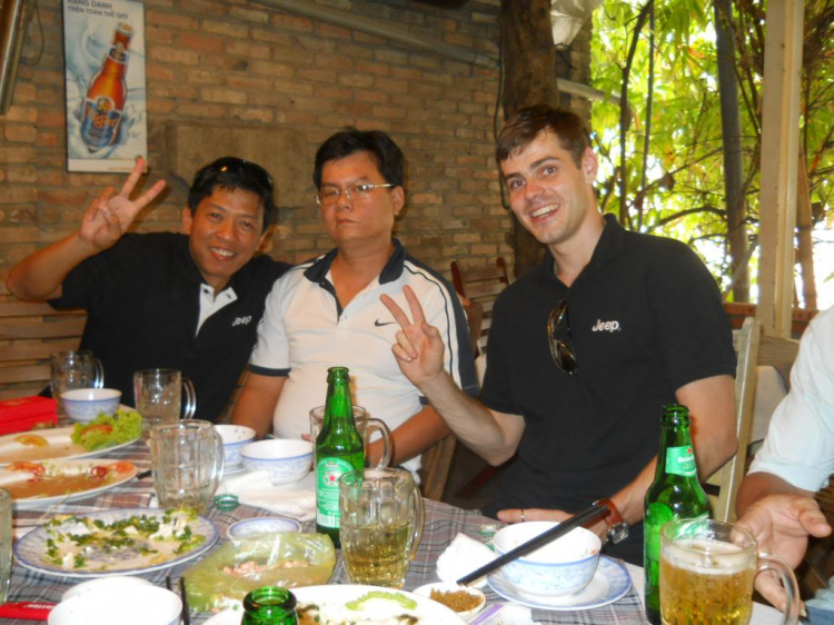 CHƯƠNG TRÌNH CHẠY THỬ XE CỦA HÃNG JEEP CỦA SGJ CHƯƠNG TRÌNH CHẠY THỬ XE CỦA HÃNG JEEP CỦA SGJ