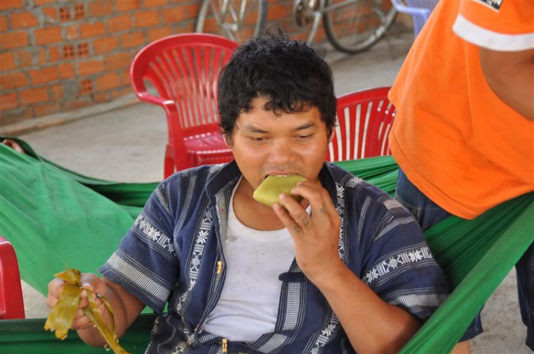 Sắc màu bóng đêm và những con ma rừng !!! Sắc màu bóng đêm và những con ma rừng !!!