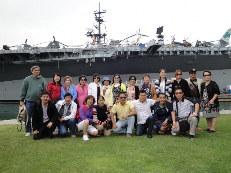 HFC : Thăm hàng không mẫu hạm USS MIDWAY ở San Diego / California