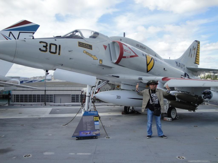 HFC : Thăm hàng không mẫu hạm USS MIDWAY ở San Diego / California