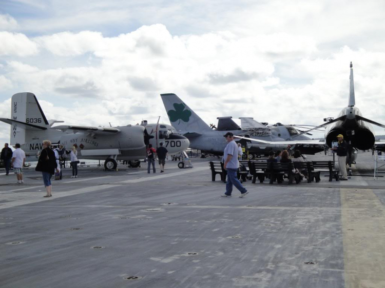 HFC : Thăm hàng không mẫu hạm USS MIDWAY ở San Diego / California