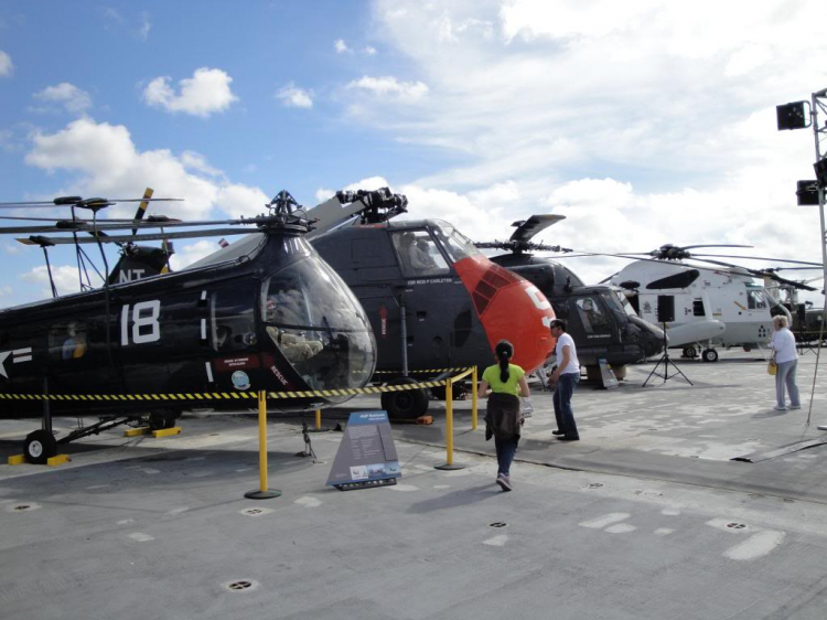 HFC : Thăm hàng không mẫu hạm USS MIDWAY ở San Diego / California