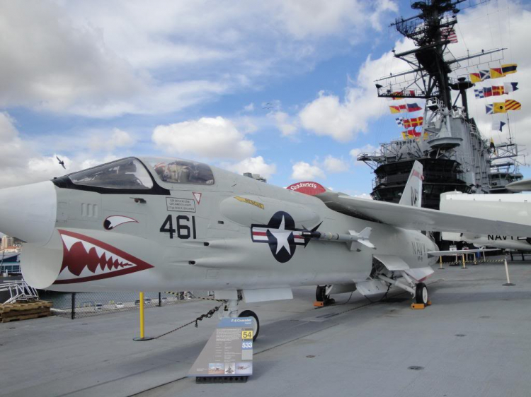 HFC : Thăm hàng không mẫu hạm USS MIDWAY ở San Diego / California