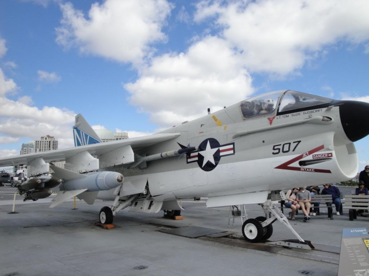 HFC : Thăm hàng không mẫu hạm USS MIDWAY ở San Diego / California