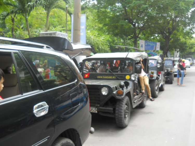 Mong Các Bác Jeep giúp sức. Mong Các Bác Jeep giúp sức.