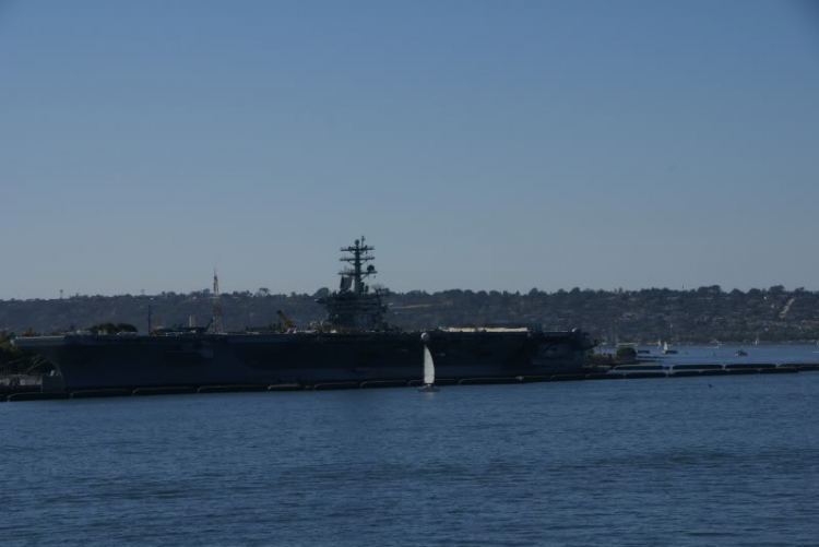 HFC : Thăm hàng không mẫu hạm USS MIDWAY ở San Diego / California