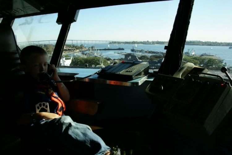 HFC : Thăm hàng không mẫu hạm USS MIDWAY ở San Diego / California