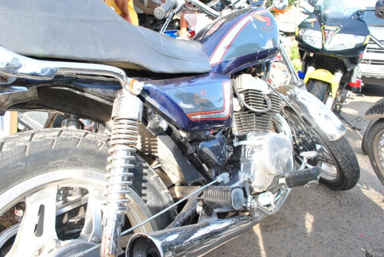 THành lập Hội những người mê và chơi xe Motor Honda LA 250cc THành lập Hội những người mê và chơi xe Motor Honda LA 250cc